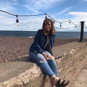 Meet your Posher, Rebekah